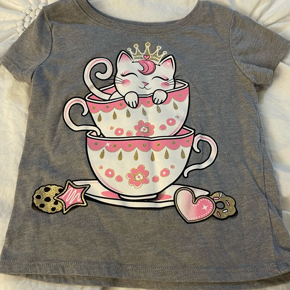 Princess kitty tea cups tee